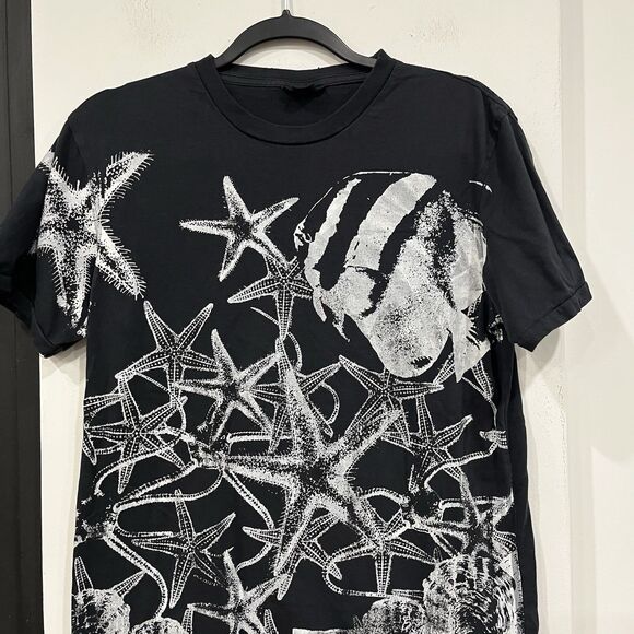 Rogues Gallery Black Sea Life Printed T Shirt Tee Size Small Fish Coral - Picture 2 of 5